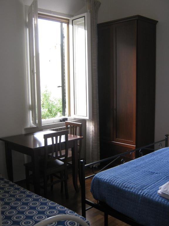 Tower'S Garden Bed & Breakfast Pisa Ruang foto