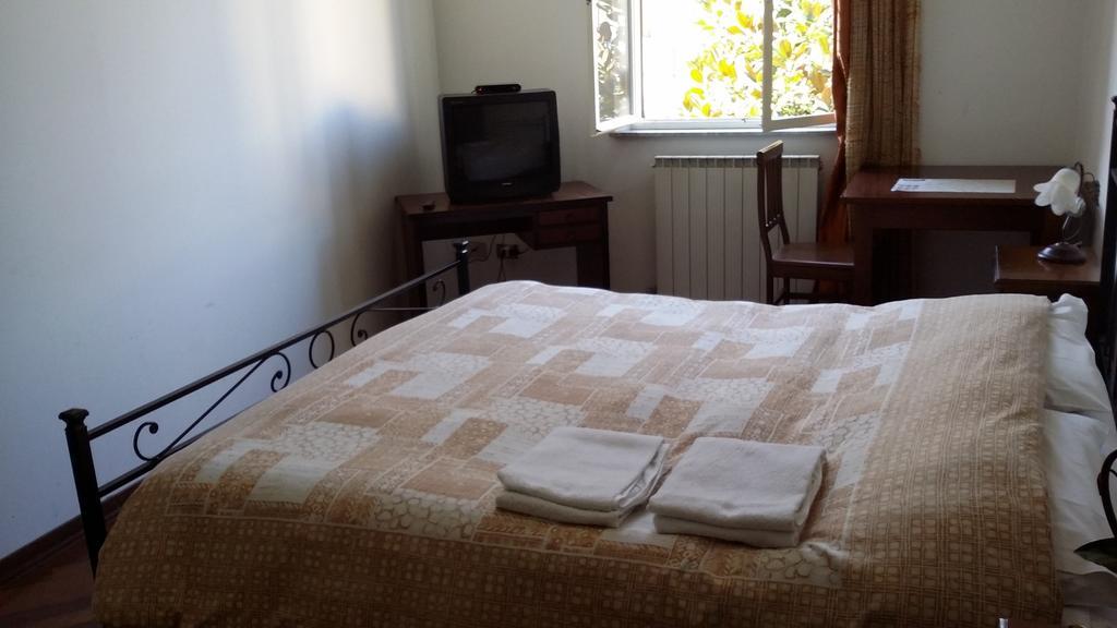 Tower'S Garden Bed & Breakfast Pisa Bagian luar foto